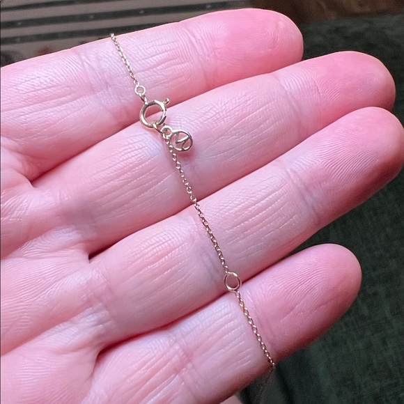 Mejuri 14k Solid Yellow Gold Pisces Zodiac Horoscope Necklace - Picture 4 of 8